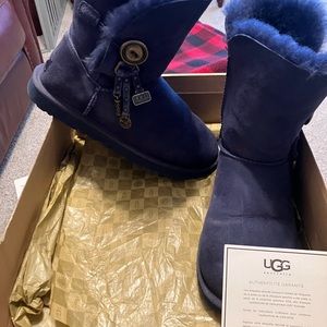UGG boots, size 8, good used condition, with box